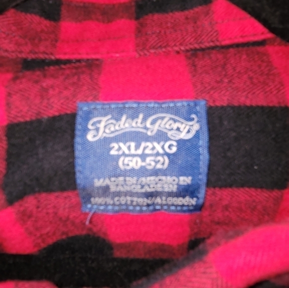 𝅺family Set of Flannels - Picture 3 of 7